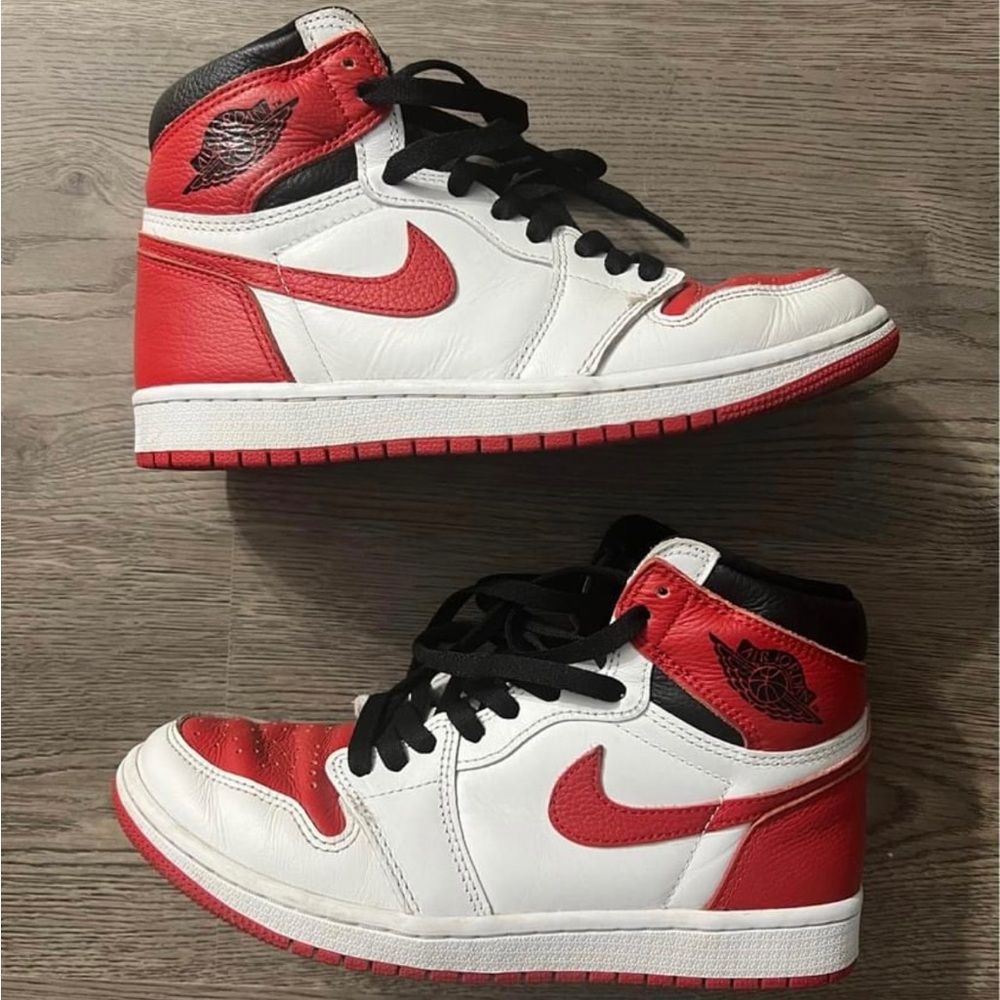 Jordan 1 Retro High OG size 7.5M/9W